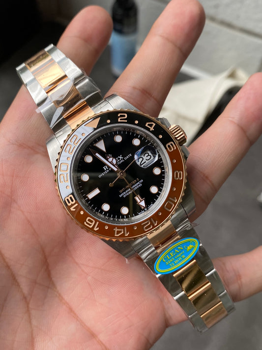 Rolex GMT Master II Gold - 41mm