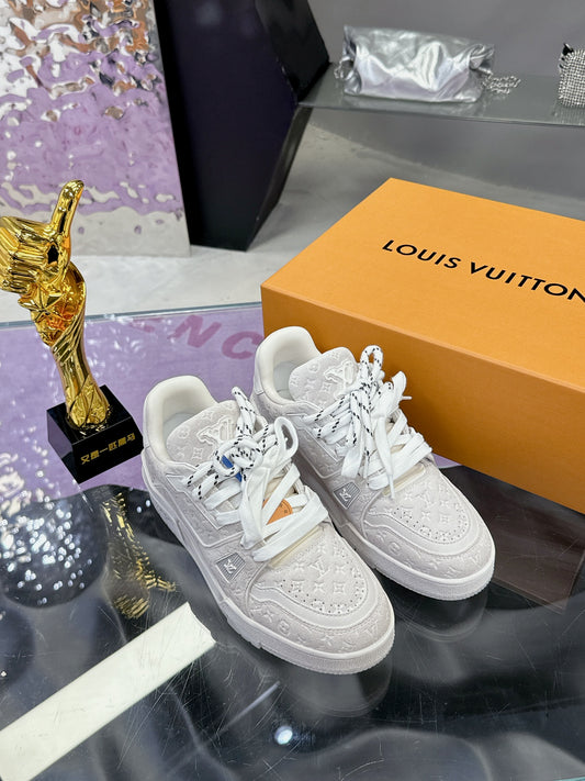 Louis Vuitton Trainer All White & Beige Mix