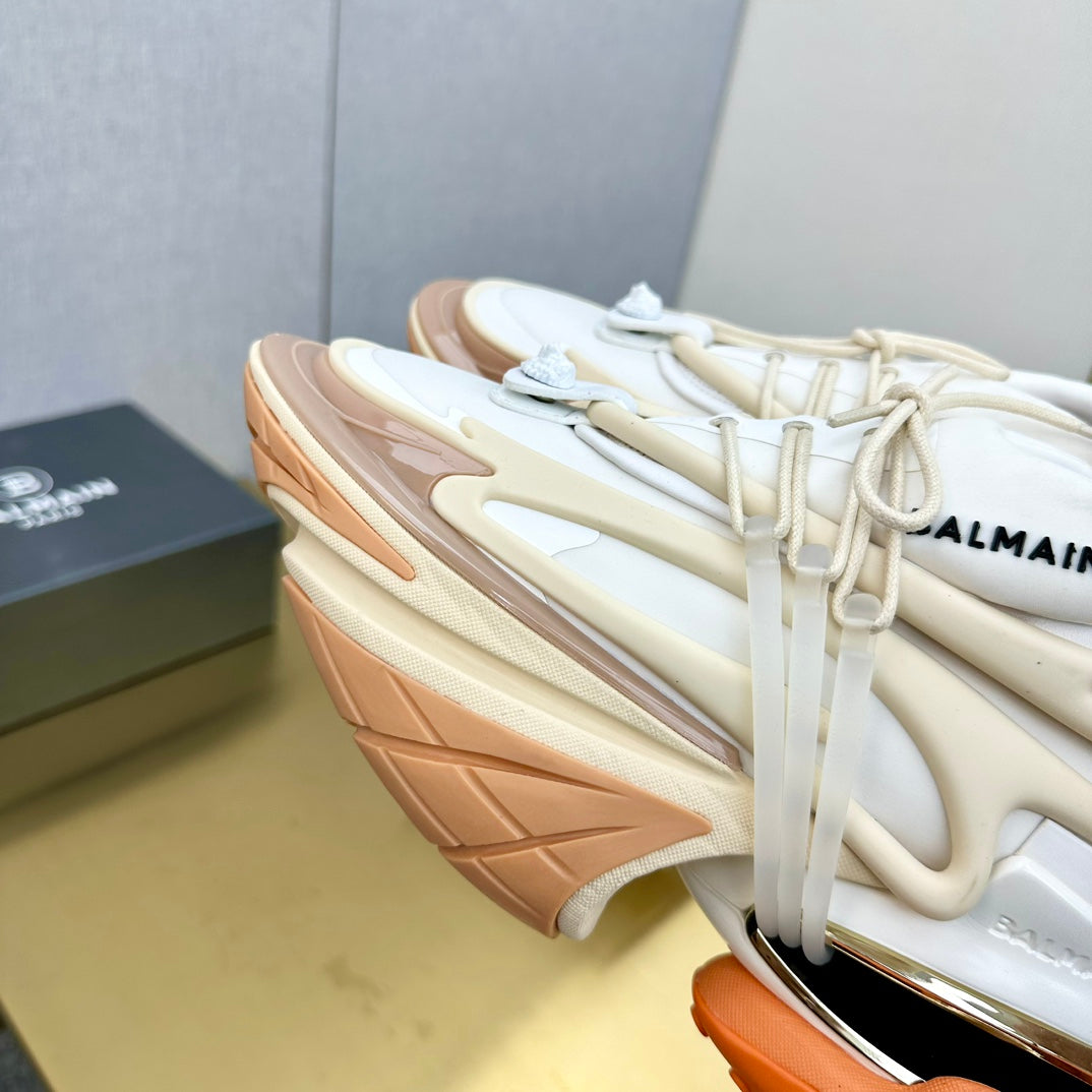 Balmain Unicorn Beige