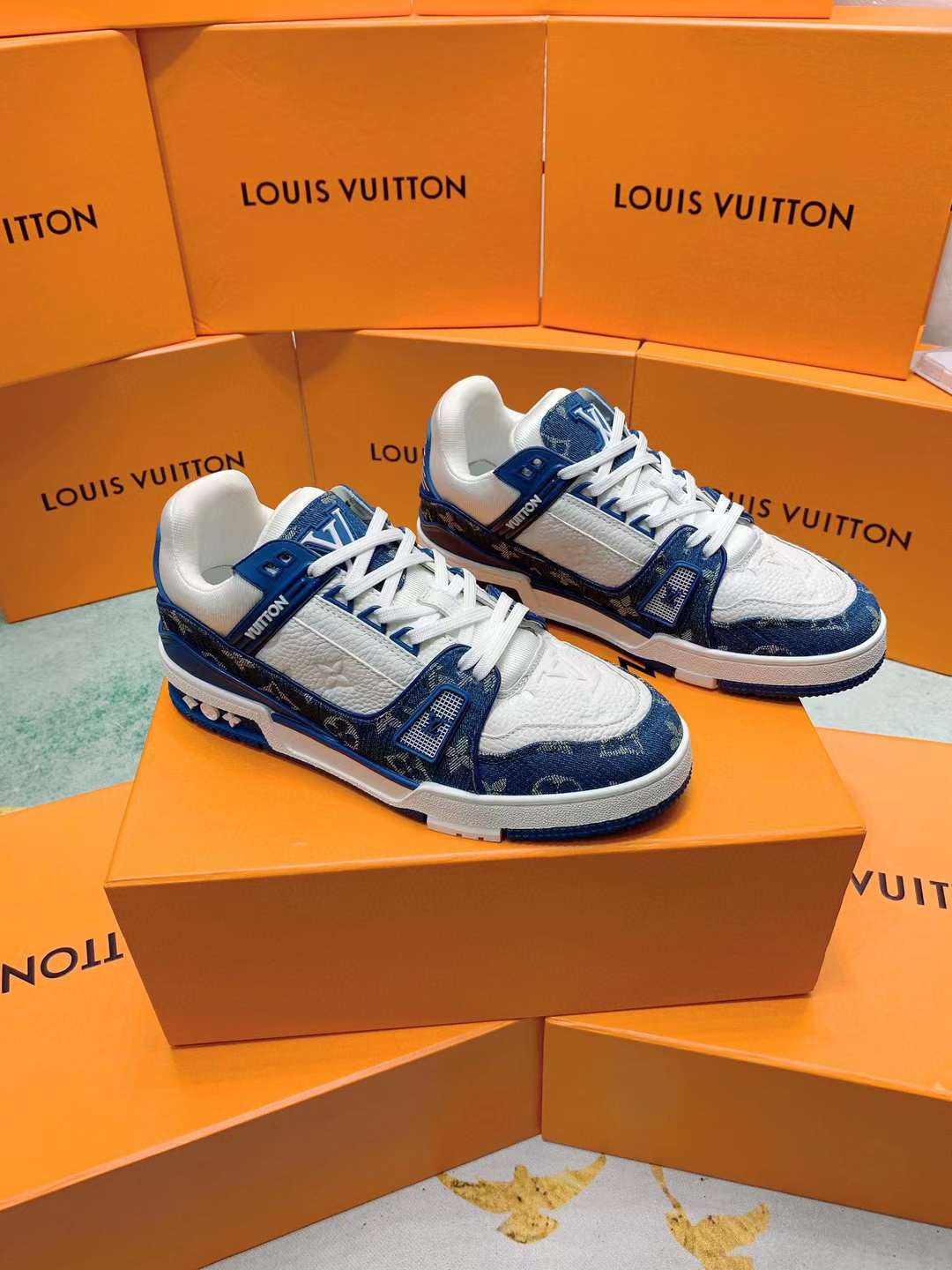 Louis Vuitton Trainer Blue