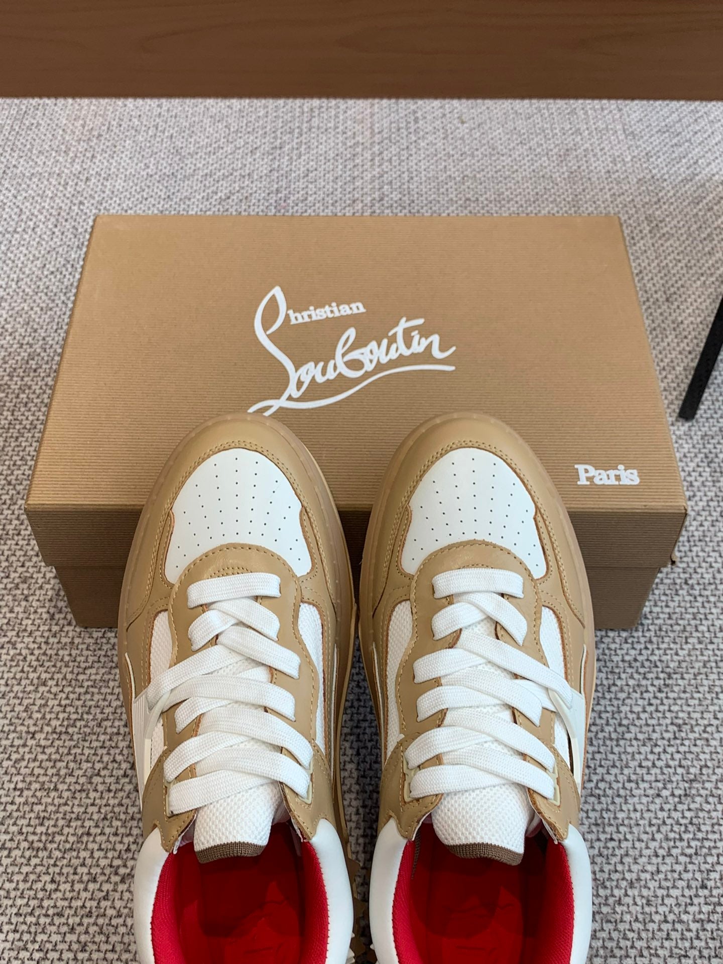 Christian Louboutin Sneaker Brown