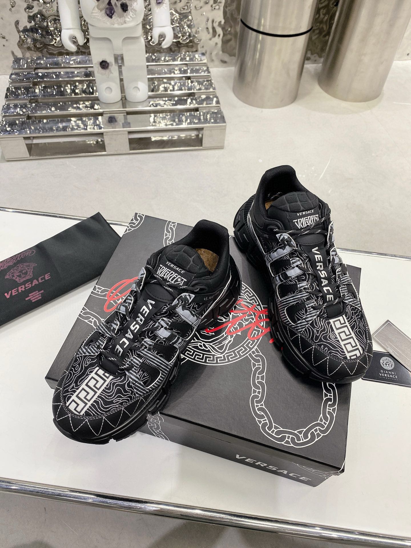 Versace Trigreca Sneakers Black