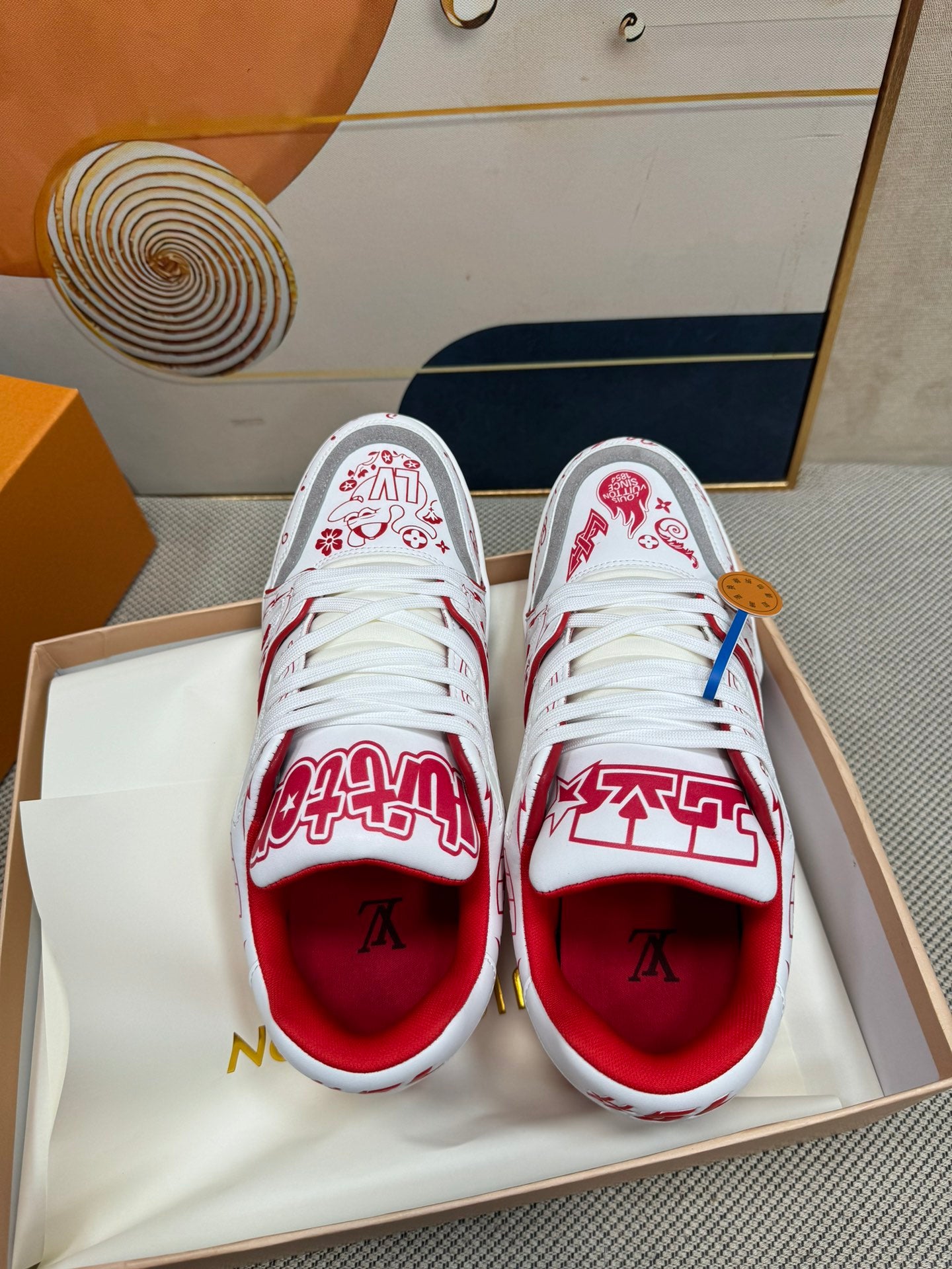 Louis Vuitton Trainer White & Red Overall Prints