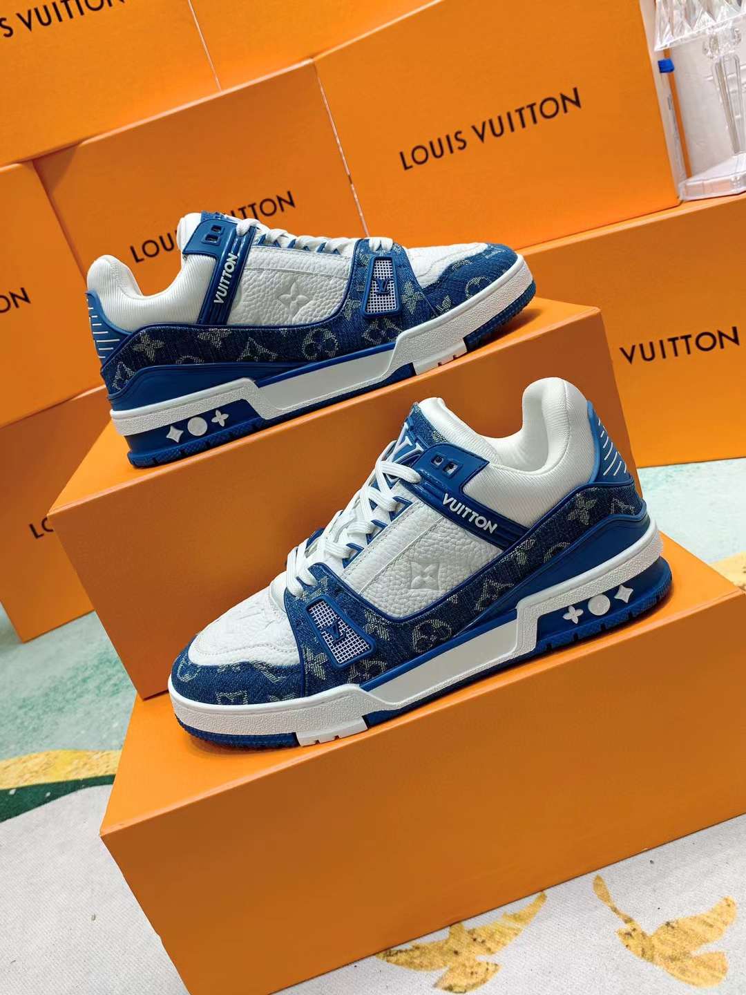 Louis Vuitton Trainer Blue