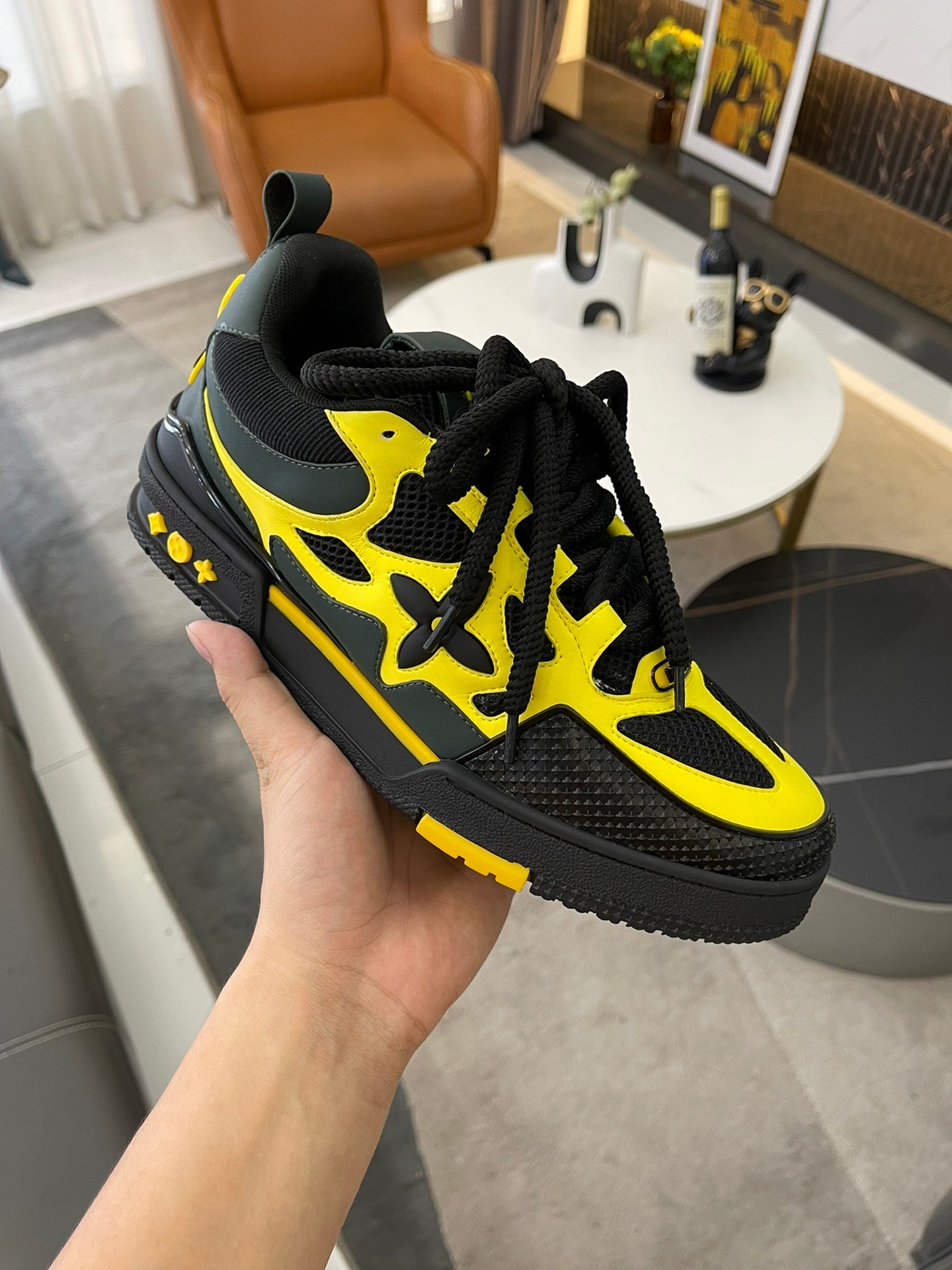 Louis Vuitton Trainer High Black & Yellow