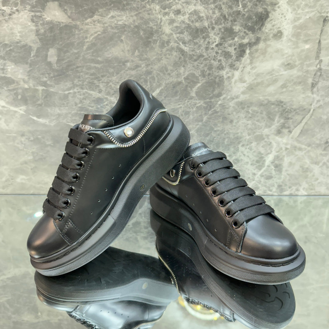 Alexander McQueen Black