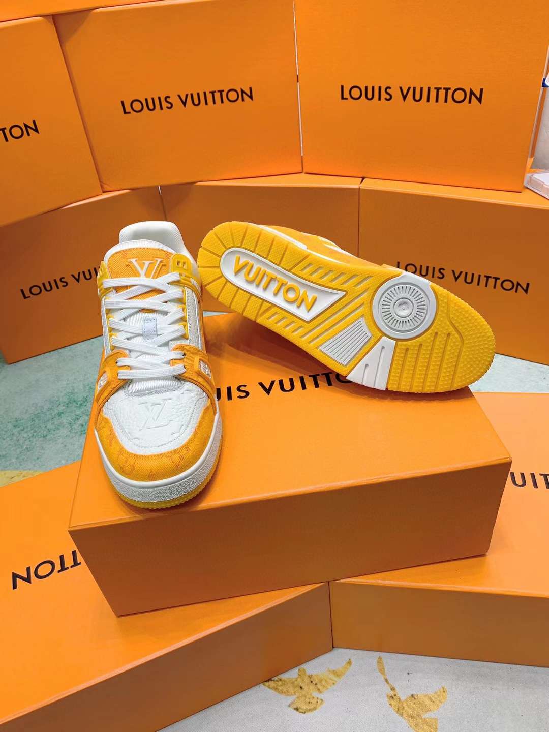 Louis Vuitton Trainer Orange