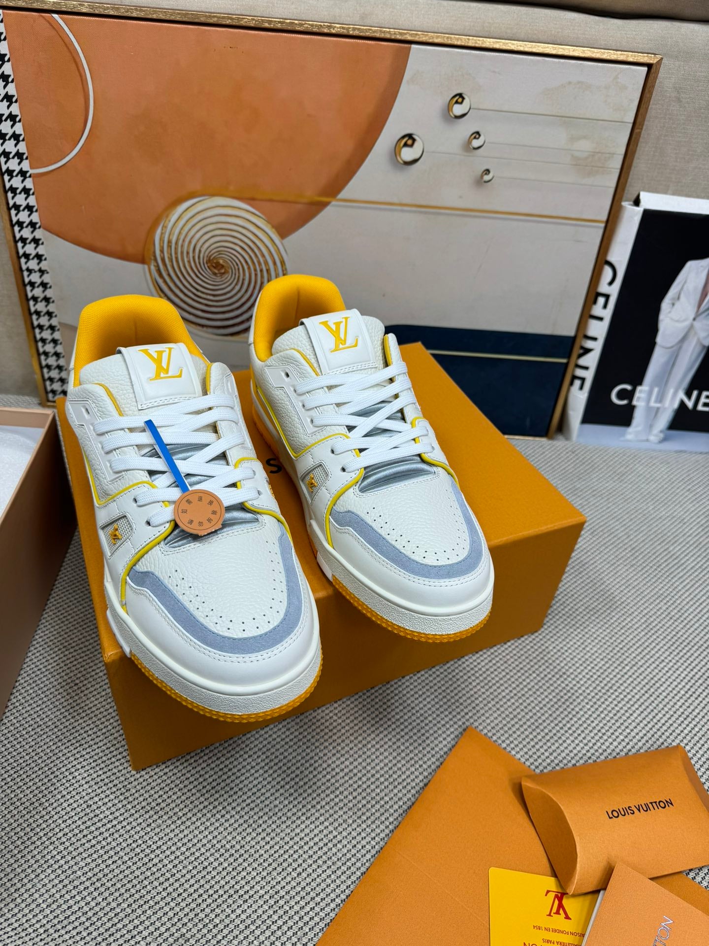 Louis Vuitton Trainer White & Orange