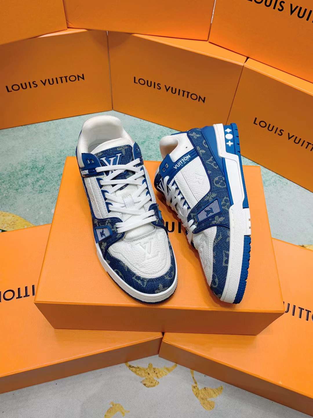 Louis Vuitton Trainer Blue