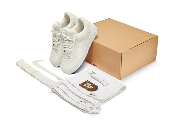 Louis Vuitton x Nike Air Force 1’07 LV8 Low White