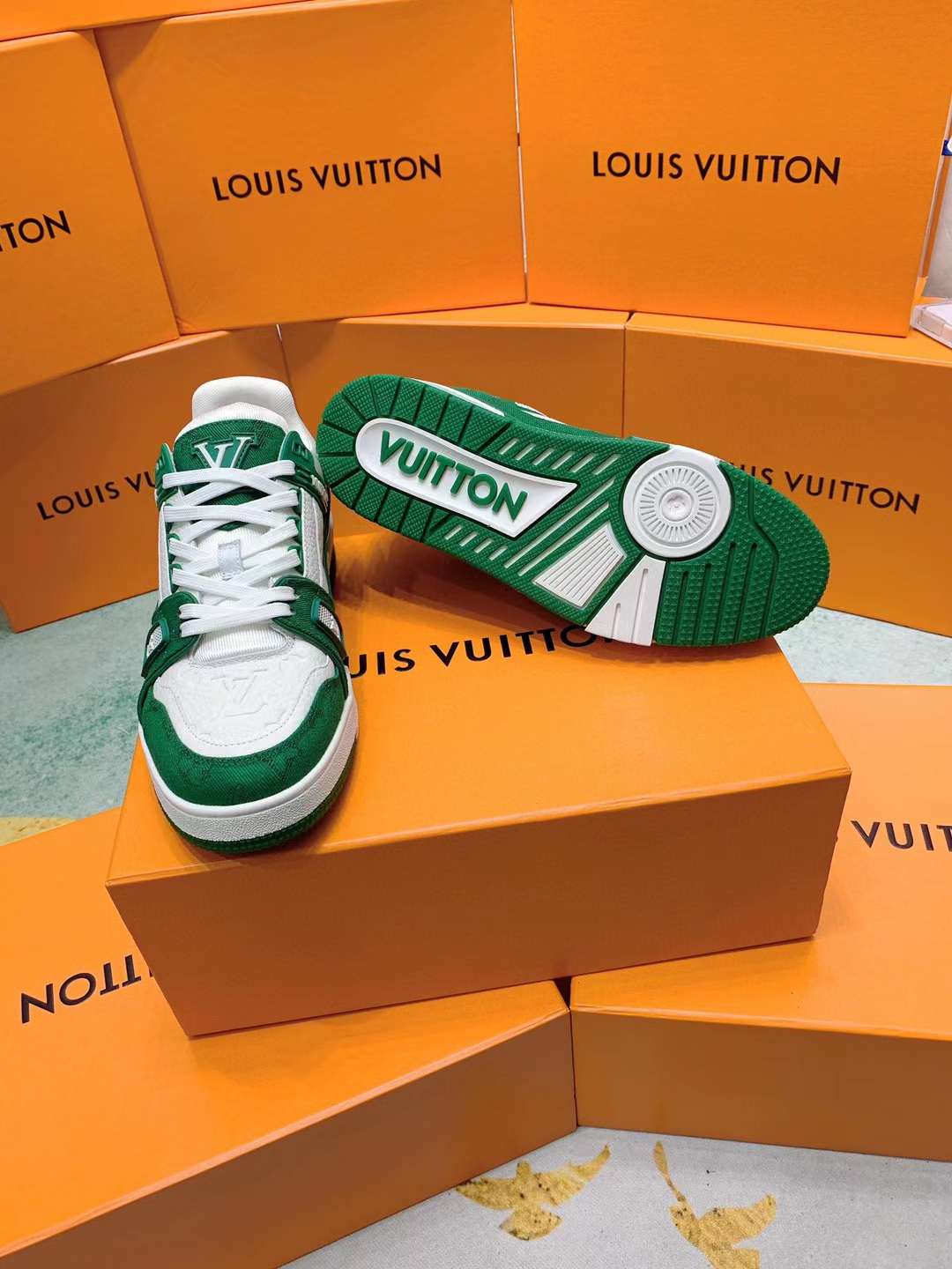 Louis Vuitton Trainer Green