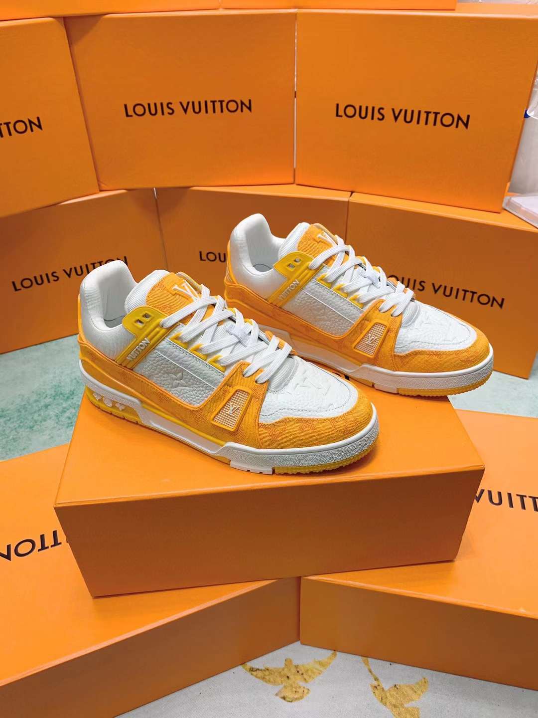 Louis Vuitton Trainer Orange