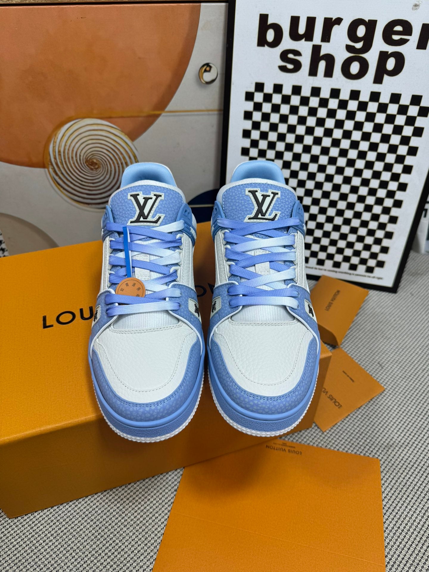 Louis Vuitton Trainer White & Blue