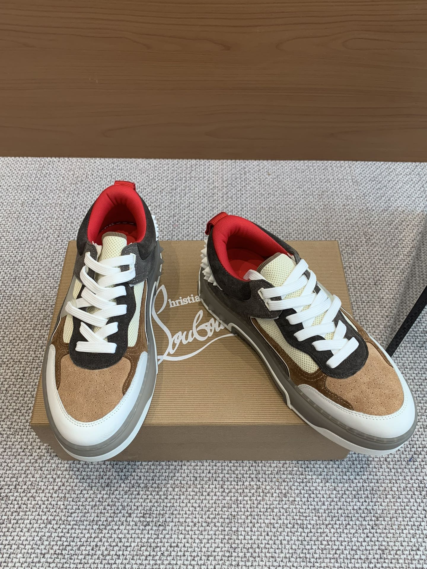 Christian Louboutin Sneaker