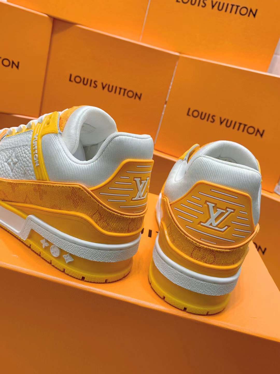 Louis Vuitton Trainer Orange